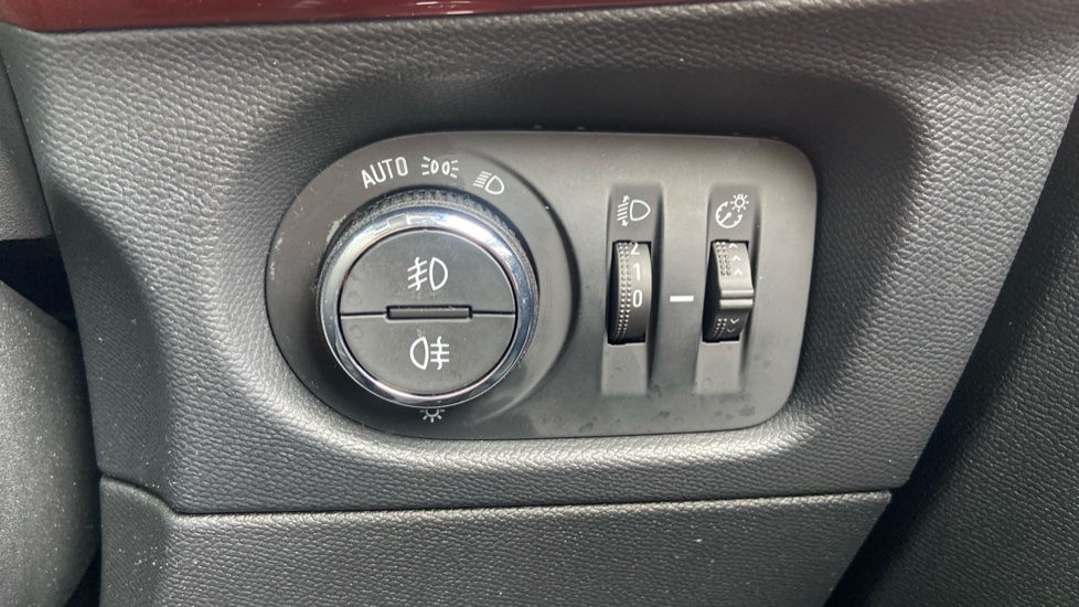 Vauxhall Mokka 1.2 Turbo 100 GS Line 5dr Petrol Hatchback - Image 32