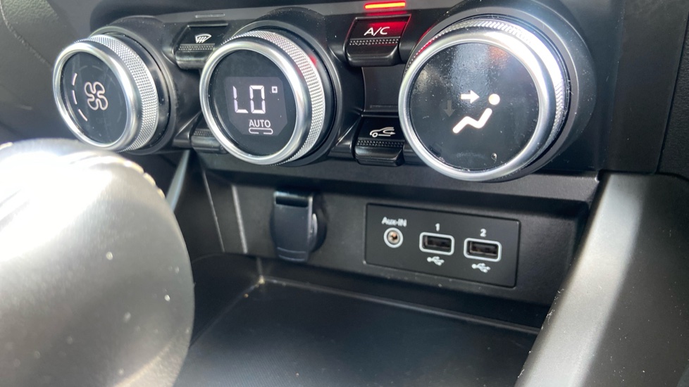Renault Arkana 1.6 E-TECH Hybrid 145 S Edition 5dr Auto Hybrid Estate - Image 23