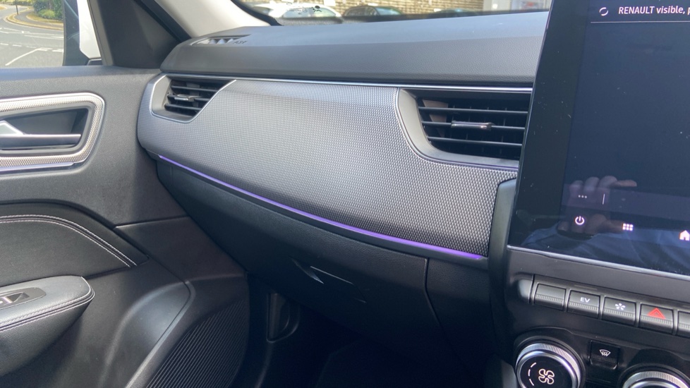 Renault Arkana 1.6 E-TECH Hybrid 145 S Edition 5dr Auto Hybrid Estate - Image 36
