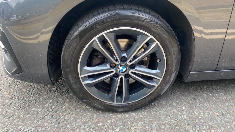 BMW 2 Series 220i Sport 5dr DCT Petrol Hatchback - Image 24