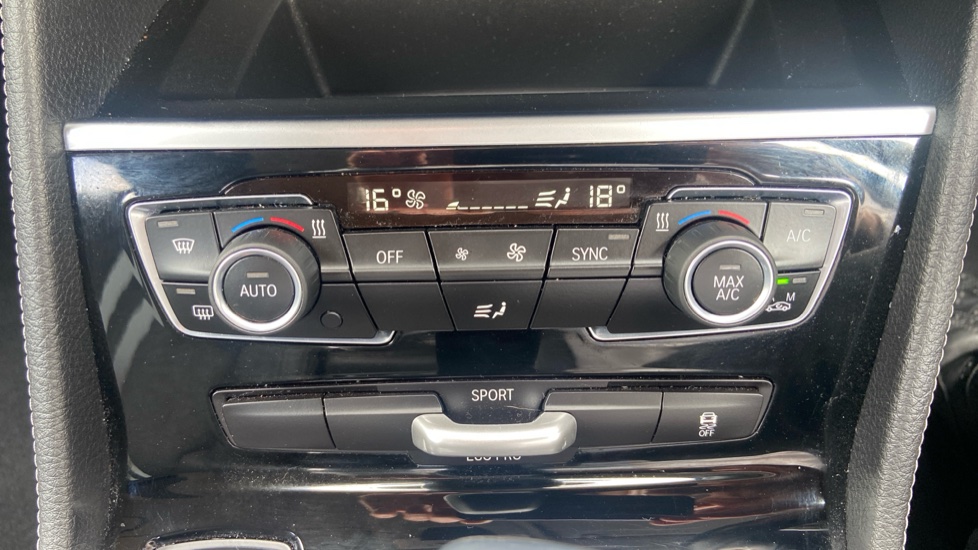 BMW 2 Series 220i Sport 5dr DCT Petrol Hatchback - Image 35
