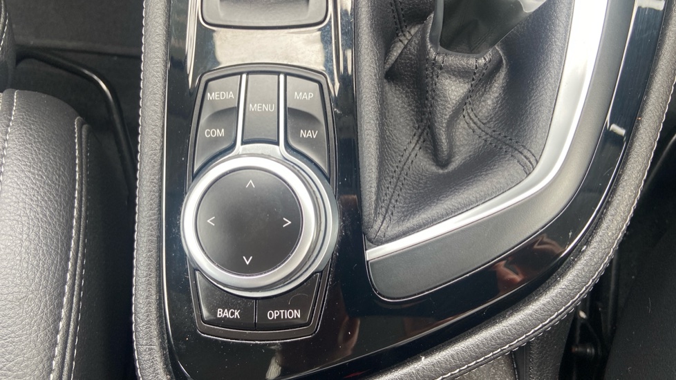 BMW 2 Series 220i Sport 5dr DCT Petrol Hatchback - Image 36