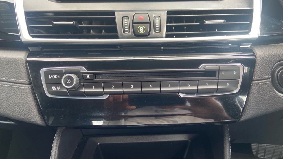 BMW 2 Series 220i Sport 5dr DCT Petrol Hatchback - Image 37