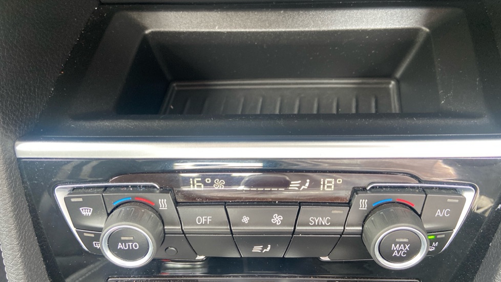 BMW 2 Series 220i Sport 5dr DCT Petrol Hatchback - Image 43
