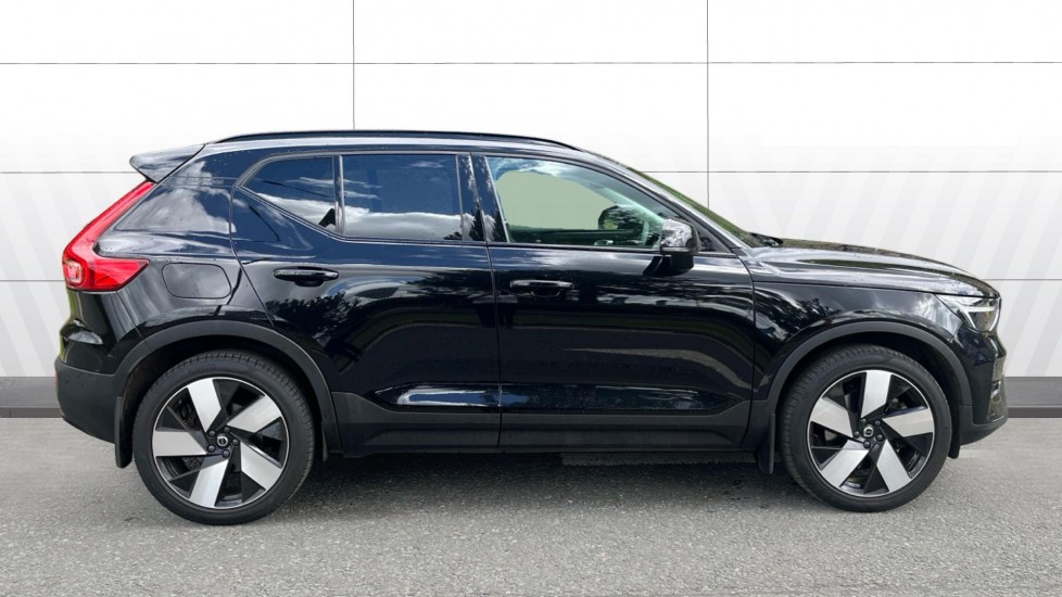 Volvo XC40 1.5 T5 Recharge PHEV Ultimate Dark 5dr Auto Estate - Image 5