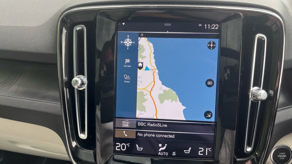 Volvo XC40 1.5 T5 Recharge PHEV Ultimate Dark 5dr Auto Estate - Image 12