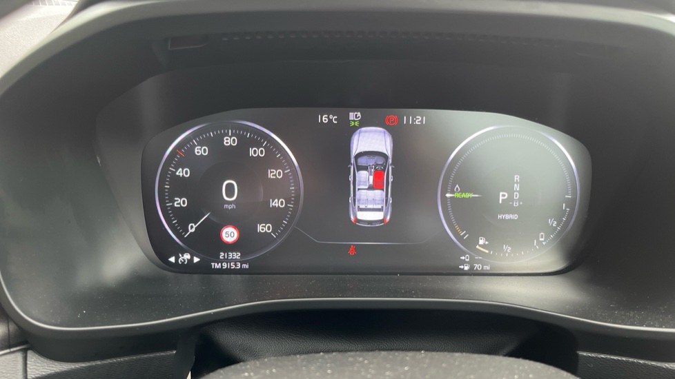Volvo XC40 1.5 T5 Recharge PHEV Ultimate Dark 5dr Auto Estate - Image 18