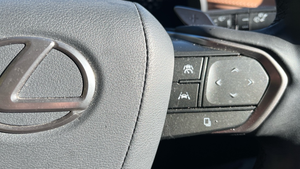 Lexus LBX 1.5 Takumi 5dr E-CVT Hybrid Hatchback - Image 31