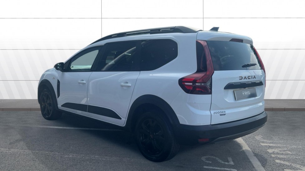 Dacia Jogger 1.6 HEV Extreme 5dr Auto Hybrid Estate - Image 2