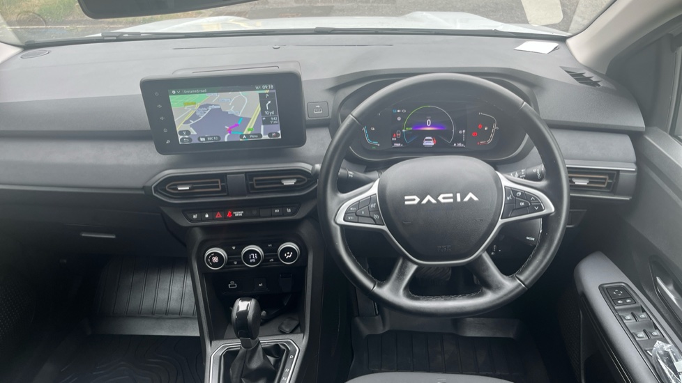 Dacia Jogger 1.6 HEV Extreme 5dr Auto Hybrid Estate - Image 10