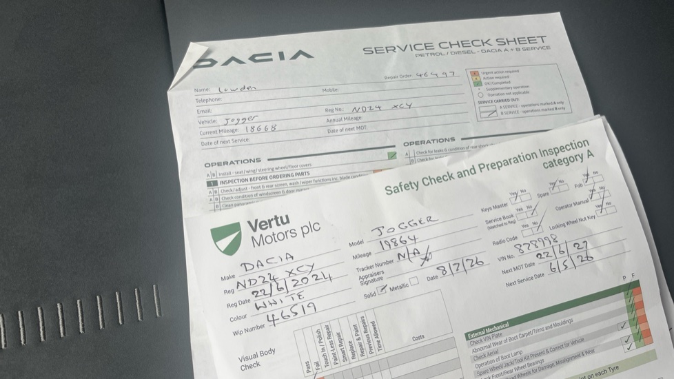 Dacia Jogger 1.6 HEV Extreme 5dr Auto Hybrid Estate - Image 19