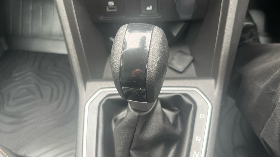 Dacia Jogger 1.6 HEV Extreme 5dr Auto Hybrid Estate - Image 37