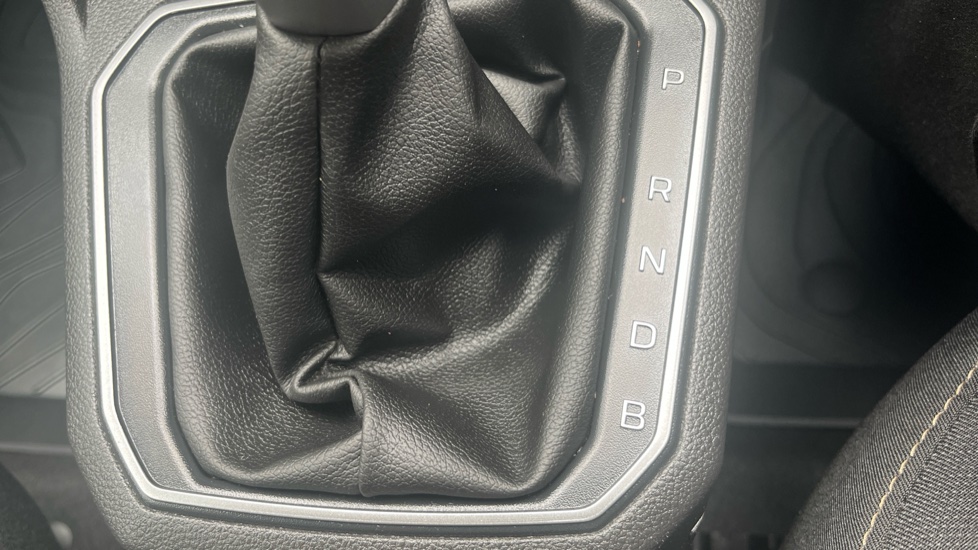 Dacia Jogger 1.6 HEV Extreme 5dr Auto Hybrid Estate - Image 38