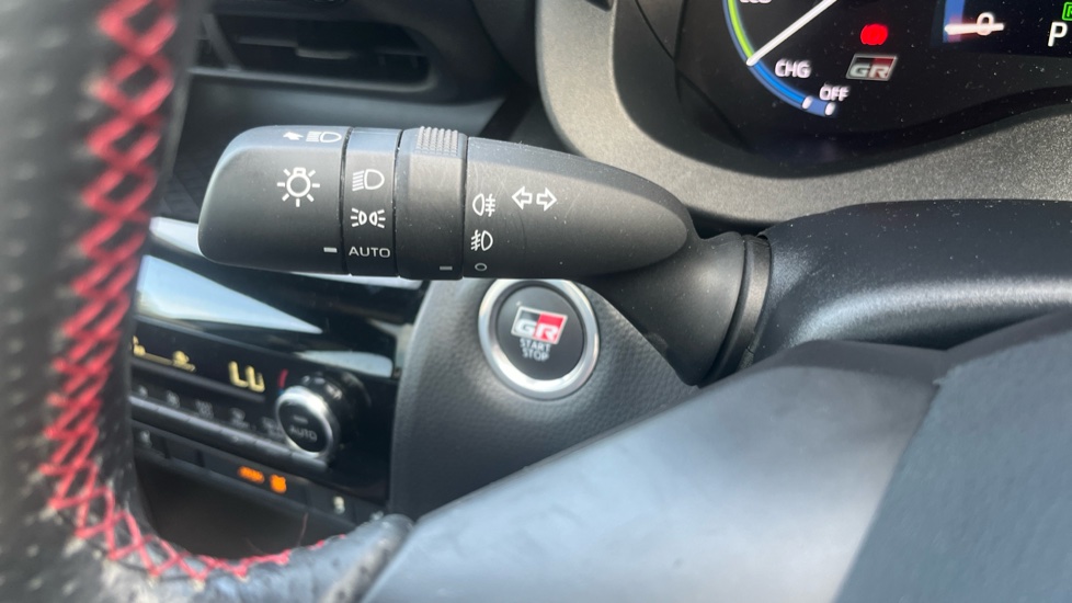 Toyota Yaris Cross 1.5 Hybrid GR Sport 5dr CVT Hybrid Estate - Image 24