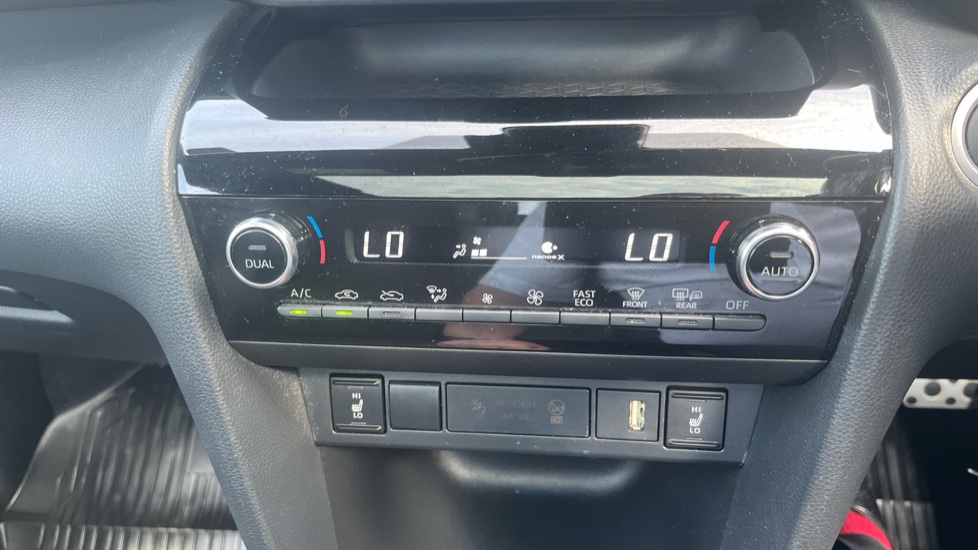 Toyota Yaris Cross 1.5 Hybrid GR Sport 5dr CVT Hybrid Estate - Image 29