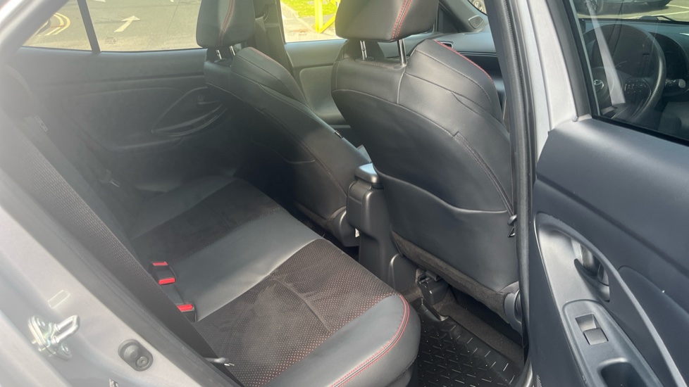 Toyota Yaris Cross 1.5 Hybrid GR Sport 5dr CVT Hybrid Estate - Image 38