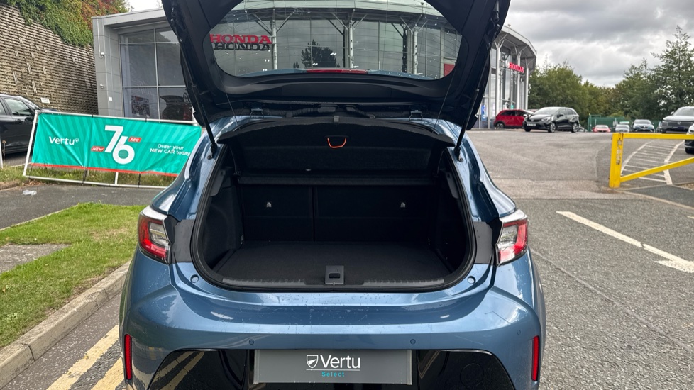 Toyota Corolla 1.8 VVT-i Hybrid Design 5dr CVT Hybrid Hatchback - Image 4