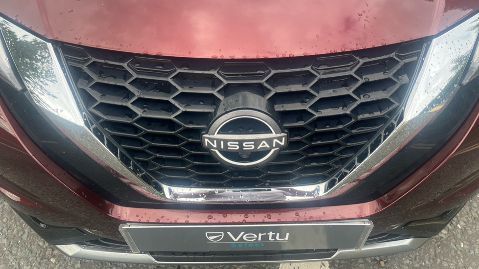 Nissan Juke 1.0 DiG-T 114 Tekna+ 5dr Petrol Hatchback - Image 8