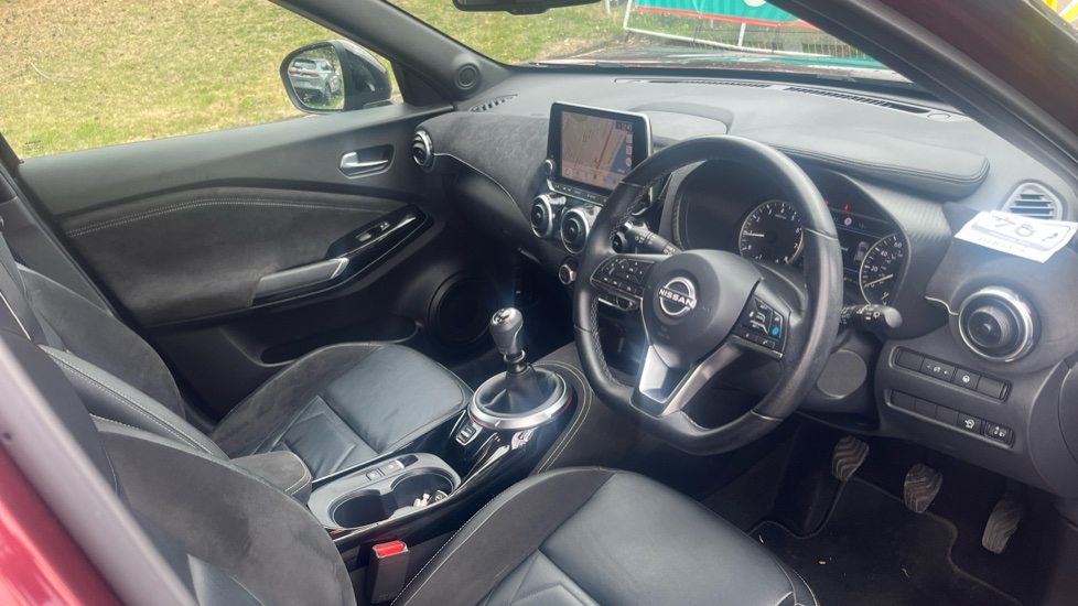Nissan Juke 1.0 DiG-T 114 Tekna+ 5dr Petrol Hatchback - Image 11