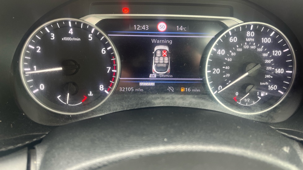 Nissan Juke 1.0 DiG-T 114 Tekna+ 5dr Petrol Hatchback - Image 18