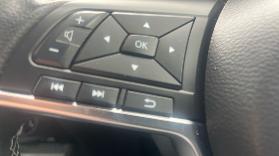 Nissan Juke 1.0 DiG-T 114 Tekna+ 5dr Petrol Hatchback - Image 32