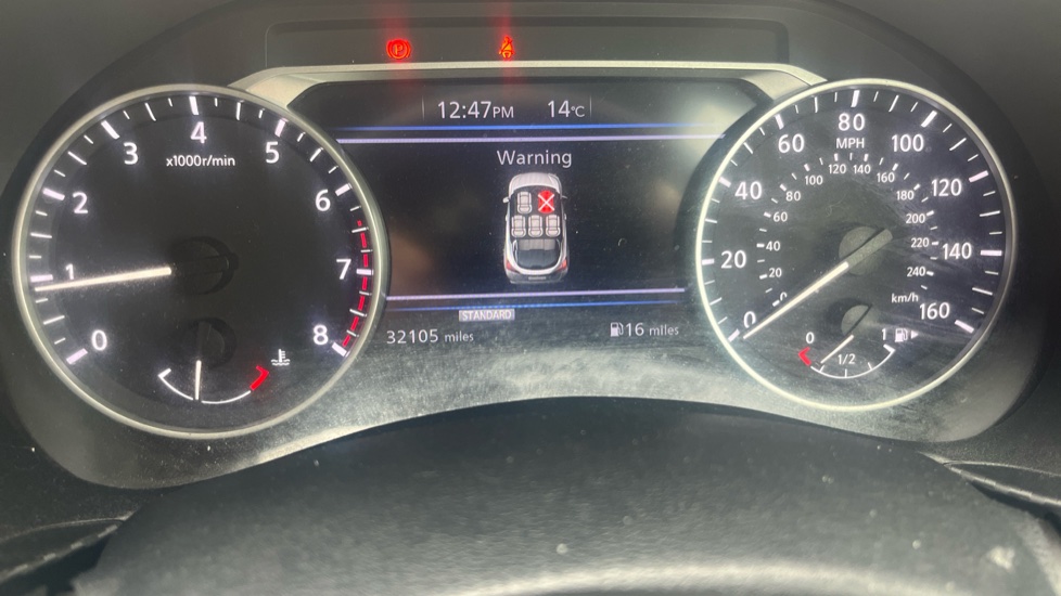 Nissan Juke 1.0 DiG-T 114 Tekna+ 5dr Petrol Hatchback - Image 33