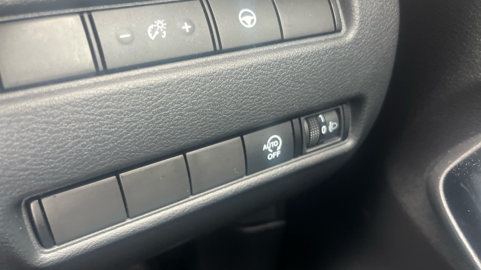 Nissan Juke 1.0 DiG-T 114 Tekna+ 5dr Petrol Hatchback - Image 34