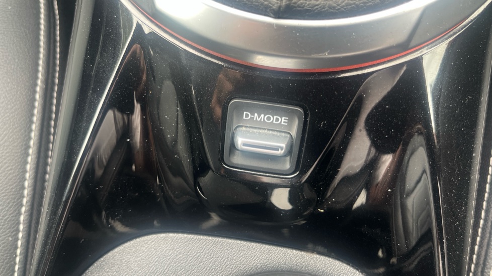 Nissan Juke 1.0 DiG-T 114 Tekna+ 5dr Petrol Hatchback - Image 45