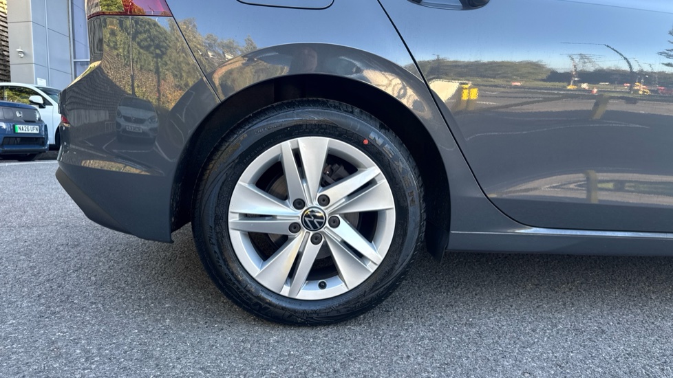 Volkswagen Golf 1.5 TSI Life 5dr Petrol Hatchback - Image 7