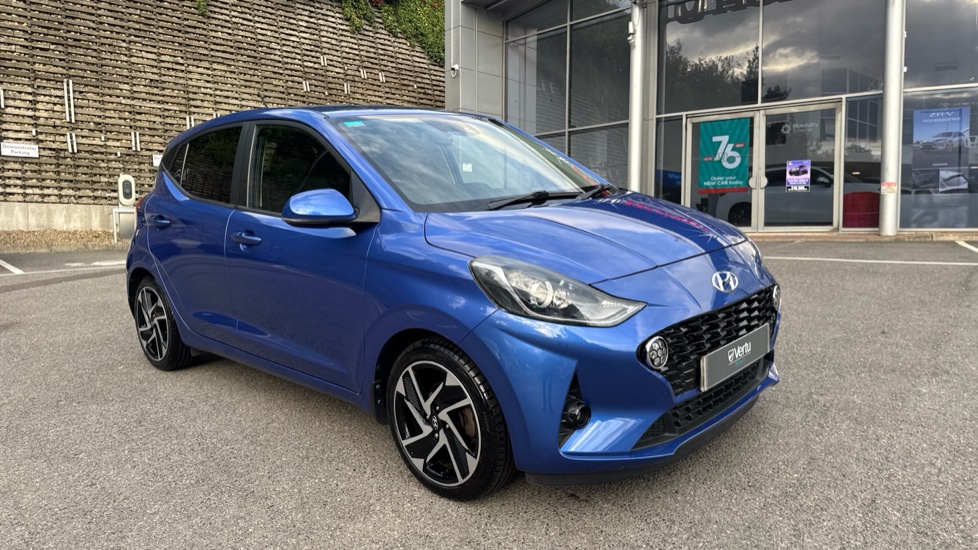 Hyundai i10 1.0 MPi Premium 5dr Petrol Hatchback - Image 22