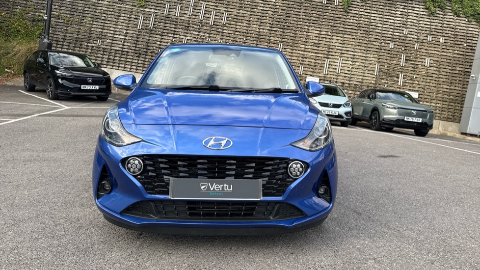 Hyundai i10 1.0 MPi Premium 5dr Petrol Hatchback - Image 23