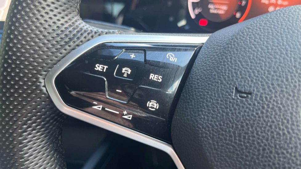 Volkswagen Golf 1.5 TSI R-Line 5dr Petrol Hatchback - Image 23