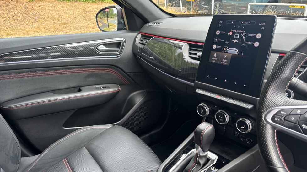 Renault Arkana 1.6 E-TECH Hybrid 145 R.S. Line 5dr Auto Hybrid Estate - Image 14