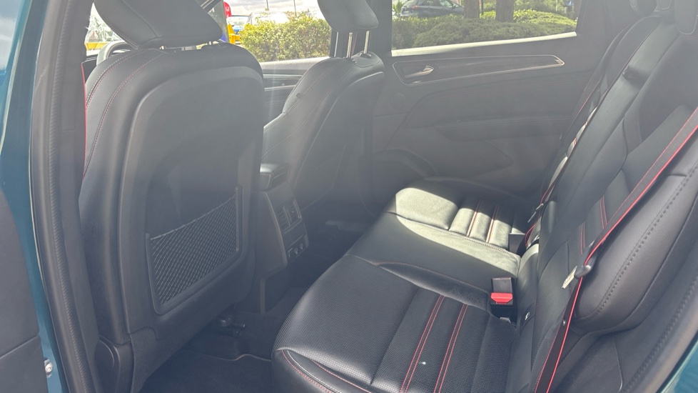 Renault Arkana 1.6 E-TECH Hybrid 145 R.S. Line 5dr Auto Hybrid Estate - Image 16