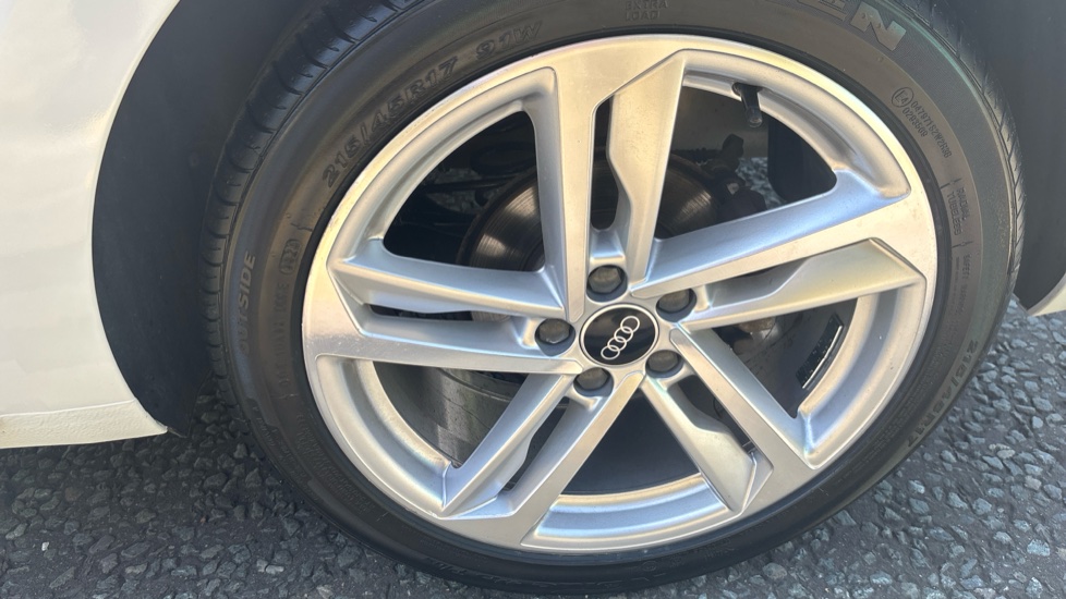 Audi A1 35 TFSI S Line 5dr S Tronic Petrol Hatchback - Image 23