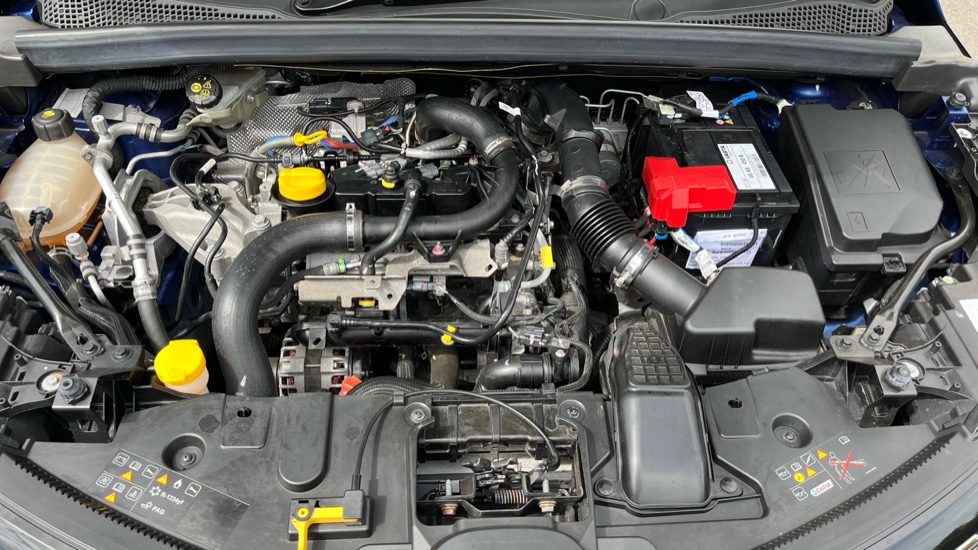 Renault Captur 1.0 TCE 90 S Edition 5dr Petrol Hatchback - Image 8