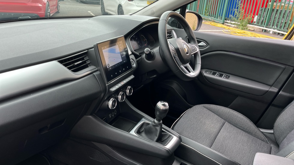 Renault Captur 1.0 TCE 90 S Edition 5dr Petrol Hatchback - Image 9