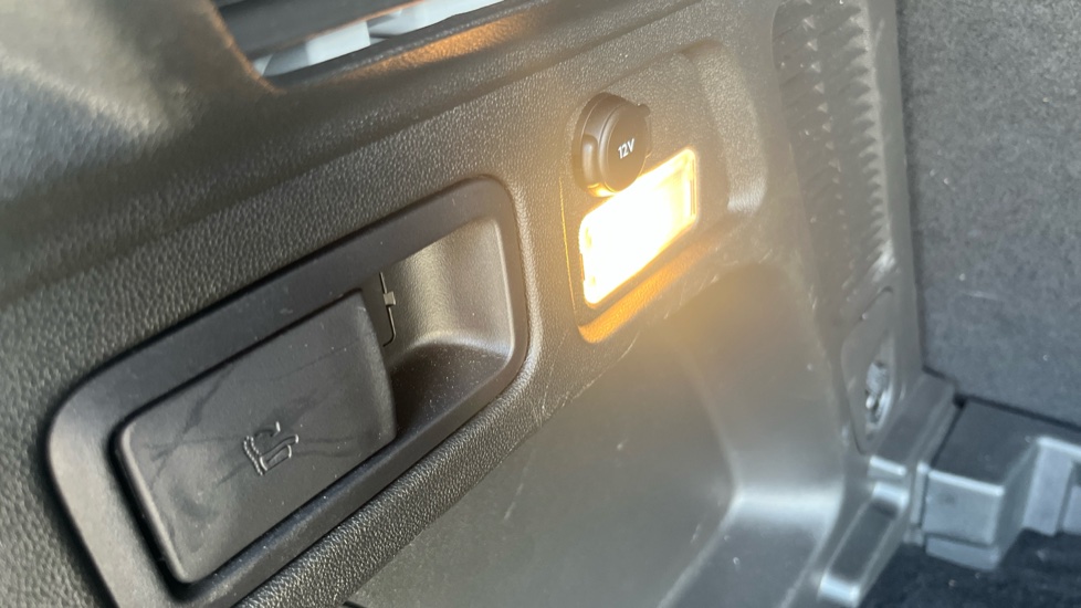 Vauxhall Grandland X 1.2 Turbo Griffin Edition 5dr Petrol Hatchback - Image 29
