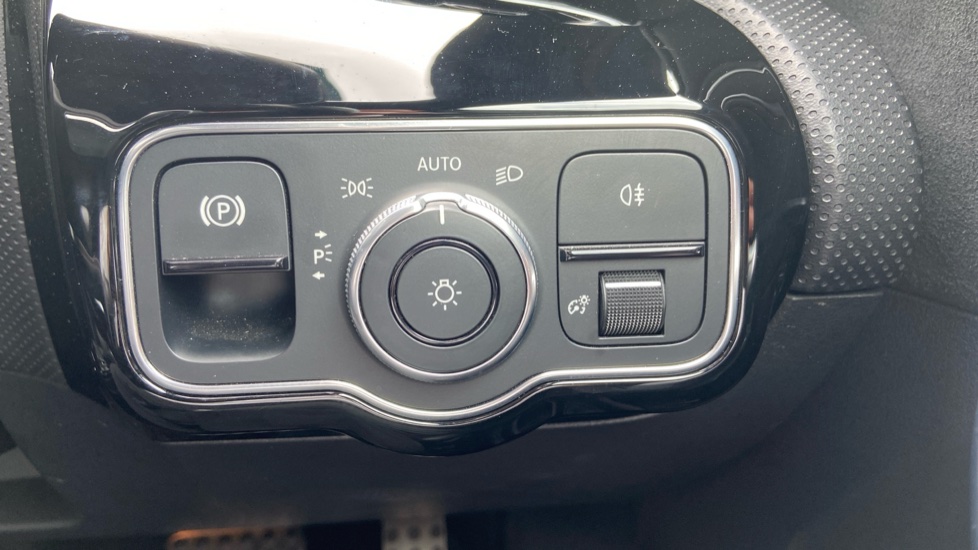 Mercedes-Benz A-Class A180 AMG Line 5dr Auto Petrol Hatchback - Image 24