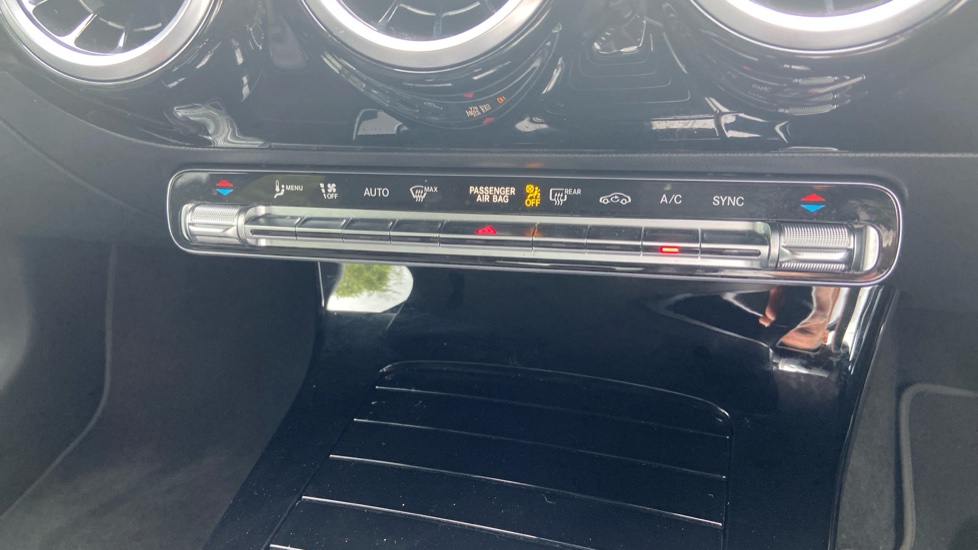 Mercedes-Benz A-Class A180 AMG Line 5dr Auto Petrol Hatchback - Image 28