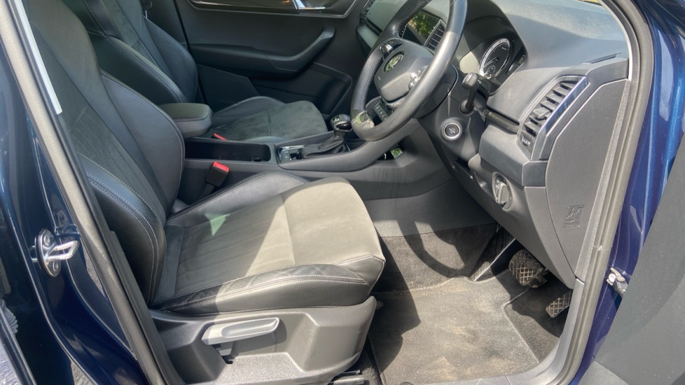 Skoda Karoq 1.5 TSI SE L 5dr DSG Petrol Estate - Image 30
