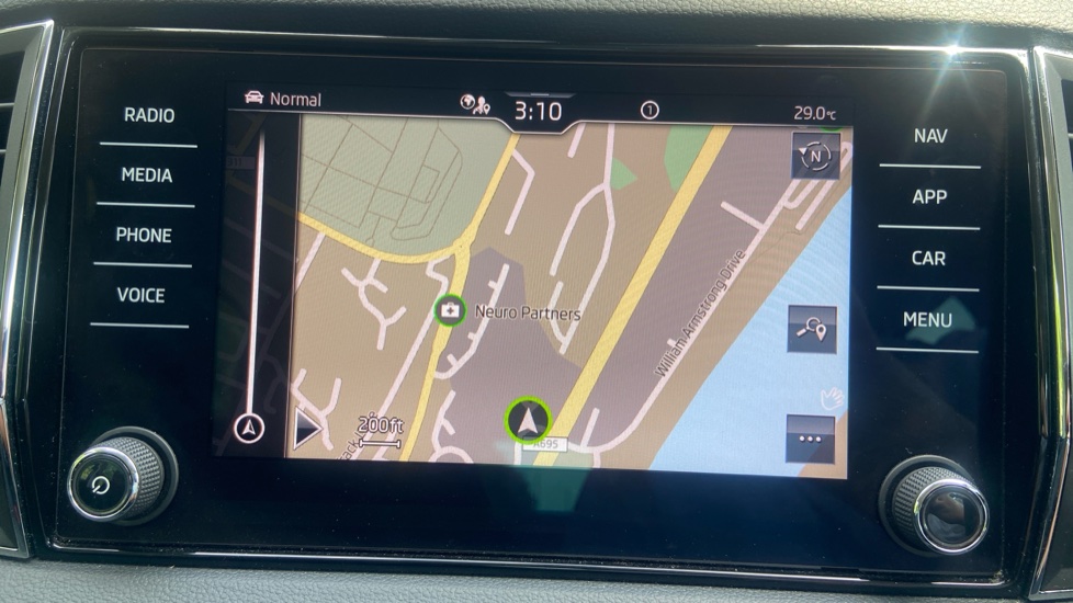 Skoda Karoq 1.5 TSI SE L 5dr DSG Petrol Estate - Image 47