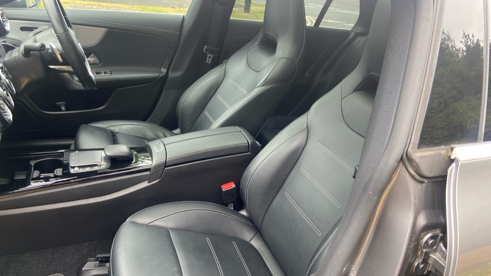 Mercedes-Benz CLA 220d AMG Line Premium Plus 5dr Tip Auto Diesel Estate - Image 31