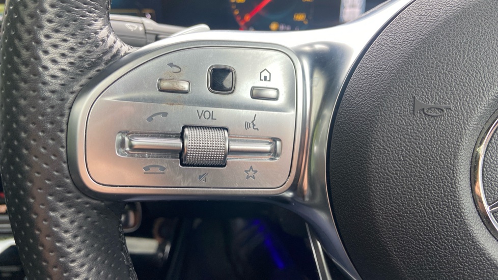 Mercedes-Benz CLA 220d AMG Line Premium Plus 5dr Tip Auto Diesel Estate - Image 35