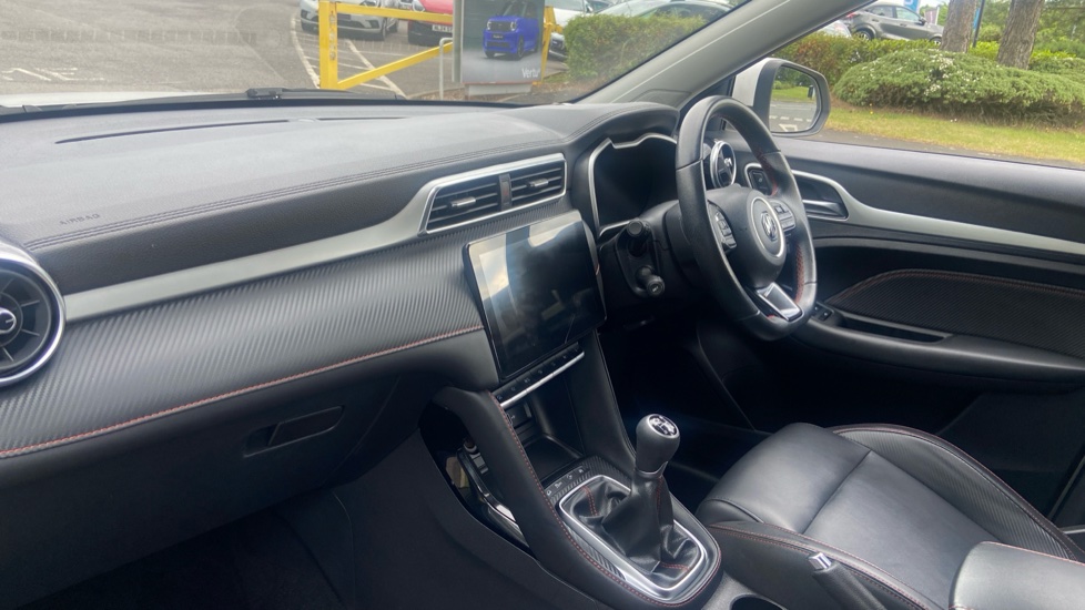 MG ZS 1.5 VTi-TECH Exclusive 5dr Petrol Hatchback - Image 9
