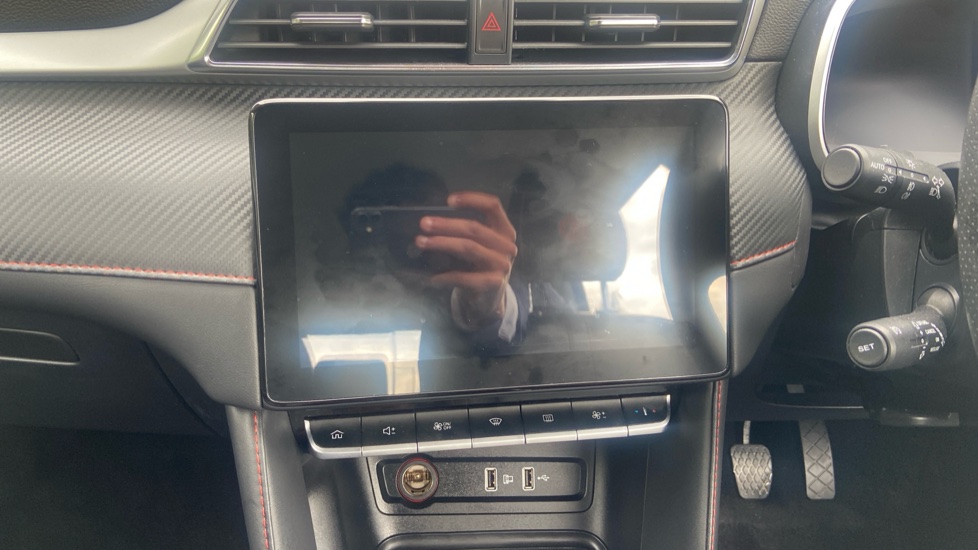 MG ZS 1.5 VTi-TECH Exclusive 5dr Petrol Hatchback - Image 12