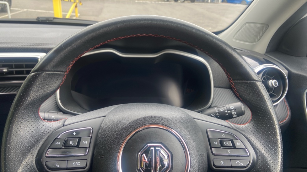 MG ZS 1.5 VTi-TECH Exclusive 5dr Petrol Hatchback - Image 18
