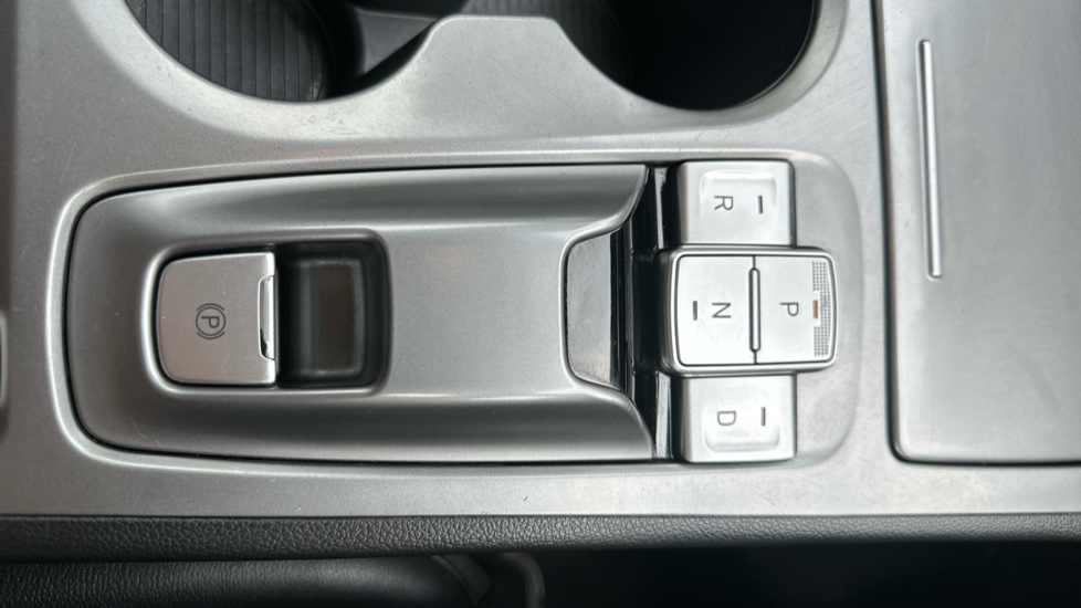 Hyundai KONA 150kW Premium SE 64kWh 5dr Auto Electric Hatchback - Image 27