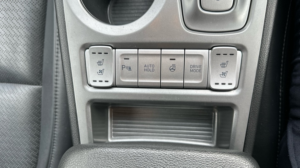 Hyundai KONA 150kW Premium SE 64kWh 5dr Auto Electric Hatchback - Image 28