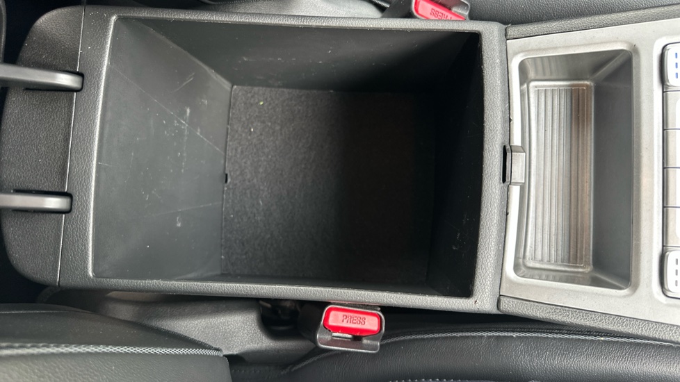 Hyundai KONA 150kW Premium SE 64kWh 5dr Auto Electric Hatchback - Image 30